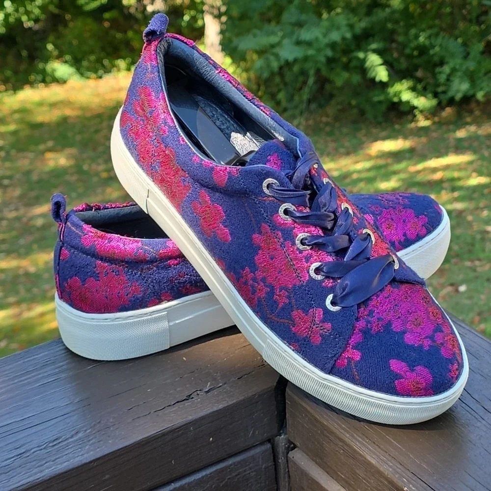 J/Slides Assure Platform Sneaker- Size 9 Floral Skate Y2K 90's‎ Style